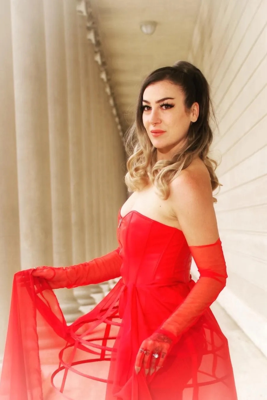 Aerialists join opera singers for ‘Cavalleria Rusticana’ adaptation ...